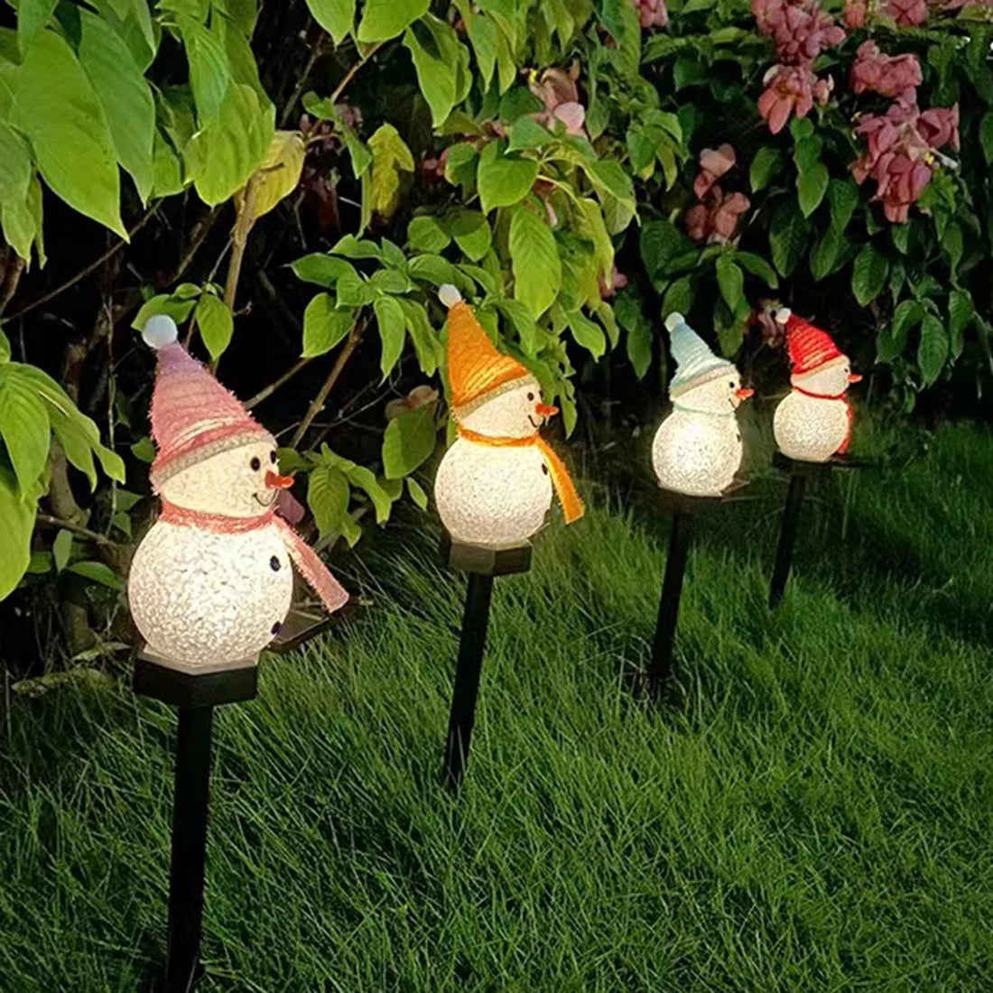 2024 New Christmas Snowman Decoration Light LED Solar Lights Outdoor Waterproof Post Lamp Garden Lawn Landscape Nightlight