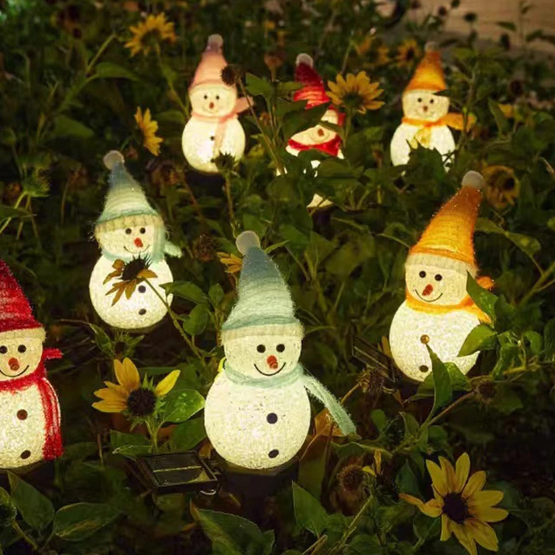 2024 New Christmas Snowman Decoration Light LED Solar Lights Outdoor Waterproof Post Lamp Garden Lawn Landscape Nightlight