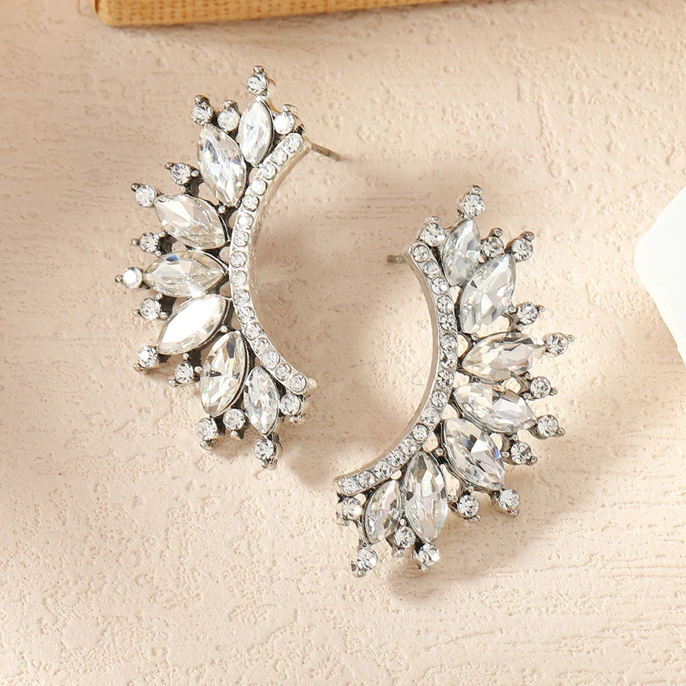 1 pair of vintage full diamond new alloy fan-shaped earrings