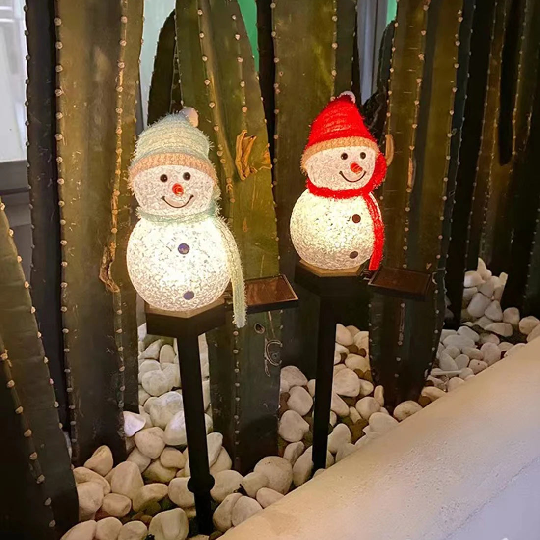 2024 New Christmas Snowman Decoration Light LED Solar Lights Outdoor Waterproof Post Lamp Garden Lawn Landscape Nightlight