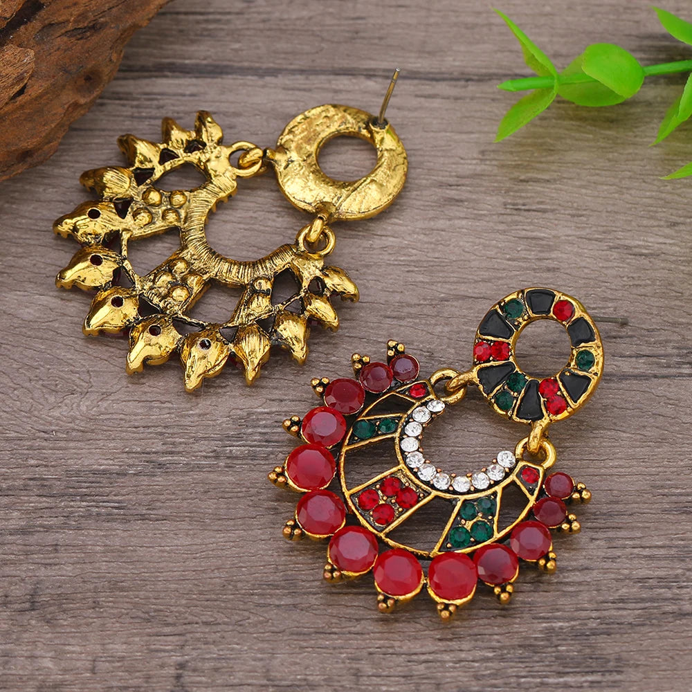 2pcs Women's Fashion Pendant Earrings Retro Creative Colorful Water Diamond Hollow Windmill tassel Earrings Suitable for Daily V