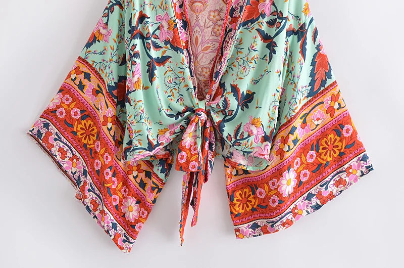 Boho Vintage Floral Print Beach Summer Short Kimono Women Fashion Ladies Casual V Neck Batwing Sleeves Bohemian Cover-ups
