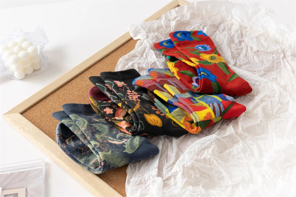 Hot Sale Colorful Cartoon Creative Fashion Vine Graffiti Novelty Men Women Socks Winter Warm Comfortable Cotton Sokken Dropship