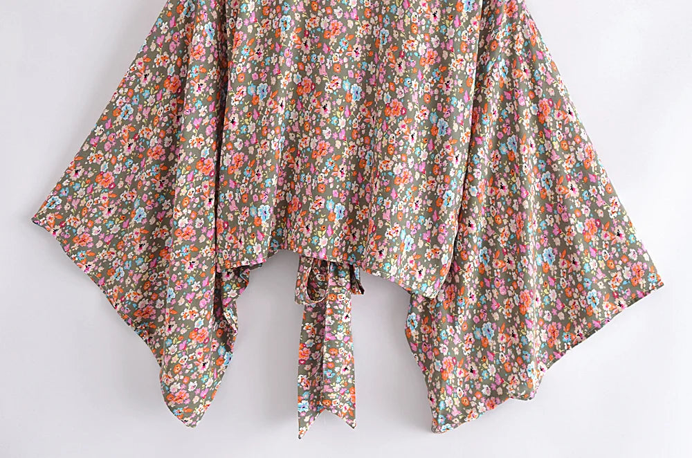Boho Vintage Floral Print Beach Summer Short Kimono Women Fashion Ladies Casual V Neck Batwing Sleeves Bohemian Cover-ups