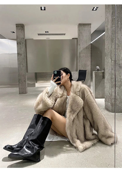 Lautaro Winter Loose Casual Thick Warm Soft Hairy Faux Fur Coat Women Luxury High Quality Furry Fluffy Jacket Korean Fashion