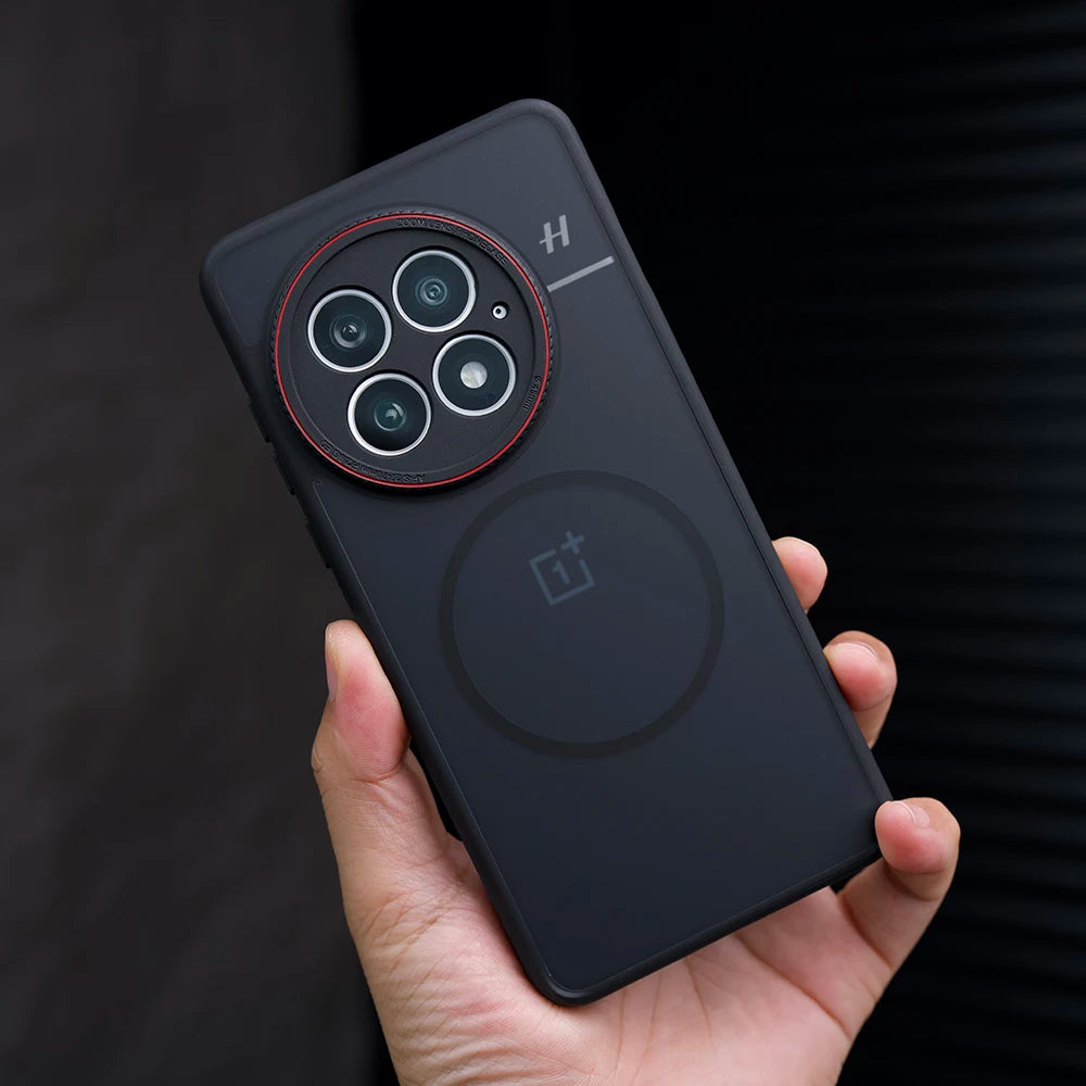 Case For OnePlus 13 13R ACE5 Pro Luxury Matte Magnet Magsafe Back Cover For OnePlus 13 Wireless Charging Bumper Funda