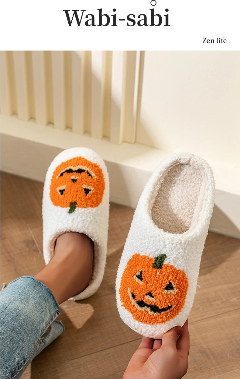Christmas Home Warming Slippers for Women in Autumn and Winter Indoor Slip-Resistant Plush Home Shoes with Christmas Hat Unisex