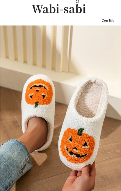 Christmas Home Warming Slippers for Women in Autumn and Winter Indoor Slip-Resistant Plush Home Shoes with Christmas Hat Unisex