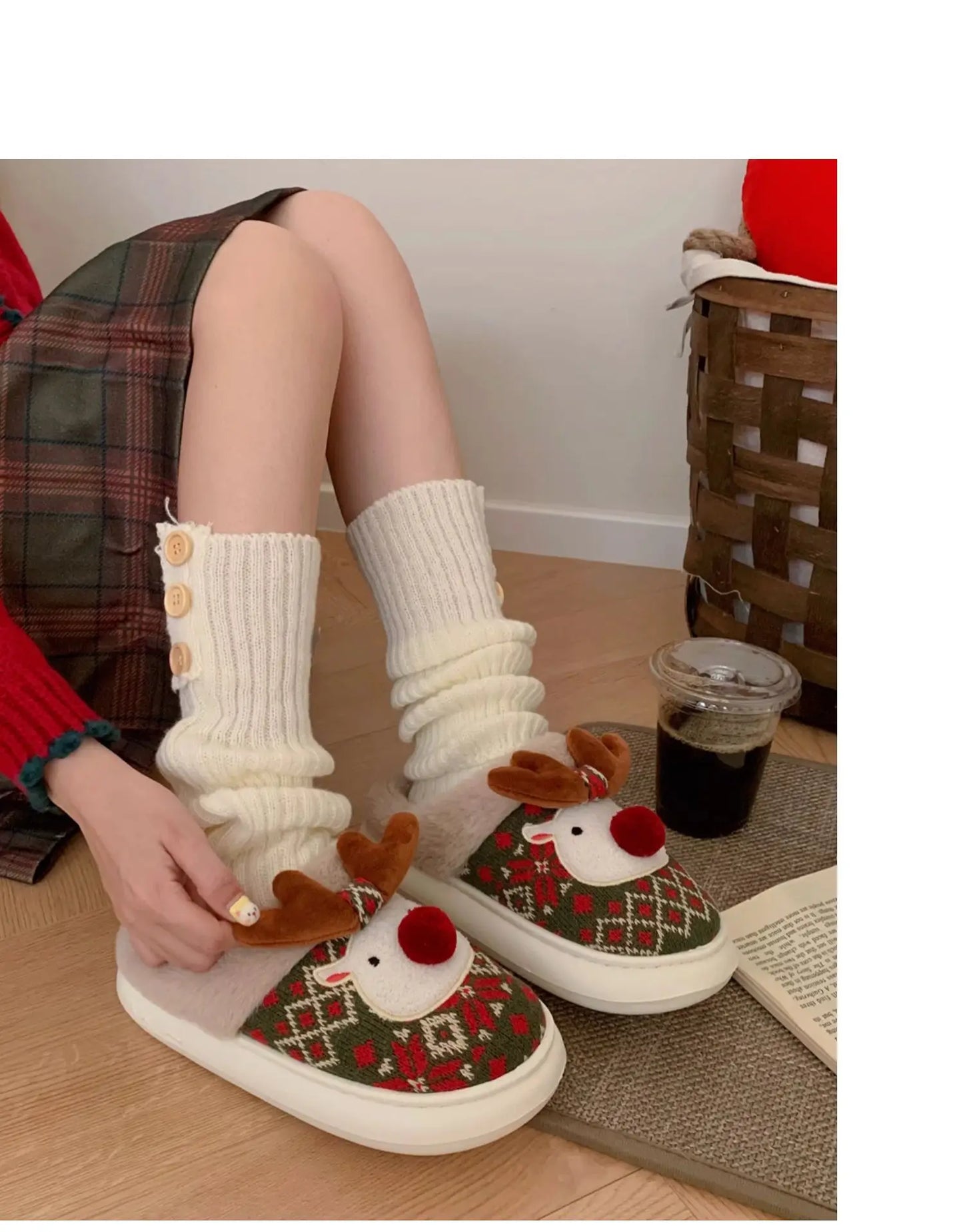 2024 New Christmas Cotton Slippers For Woman Cute Cartoon Deer Anti-slip Girls Indoor Home Floor Shoes Fashion Party Slides
