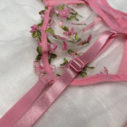 Pink Sexy Lingerie Woman Lace Transparent Underwear Fairy Embroidery Brief Sets Delicate Bra Panties Kits Erotic Breves Sets