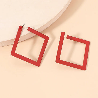 European and American fashion new environmentally friendly personality temperament cool style earrings exaggerated niche design