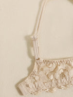 1 Set Elegant Erotic Lace Embroidery Breathable Fabric Lingeries : Push-Up Bra, Low Waist Sheer Panty - Ultimate Valentine's Day