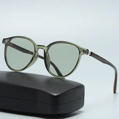 New Small Oval Women's Sunglasses Fashion Brand Women Casual Glasses Vintage Men Outdoor Sunshade Goggles UV400 Oculos De Sol