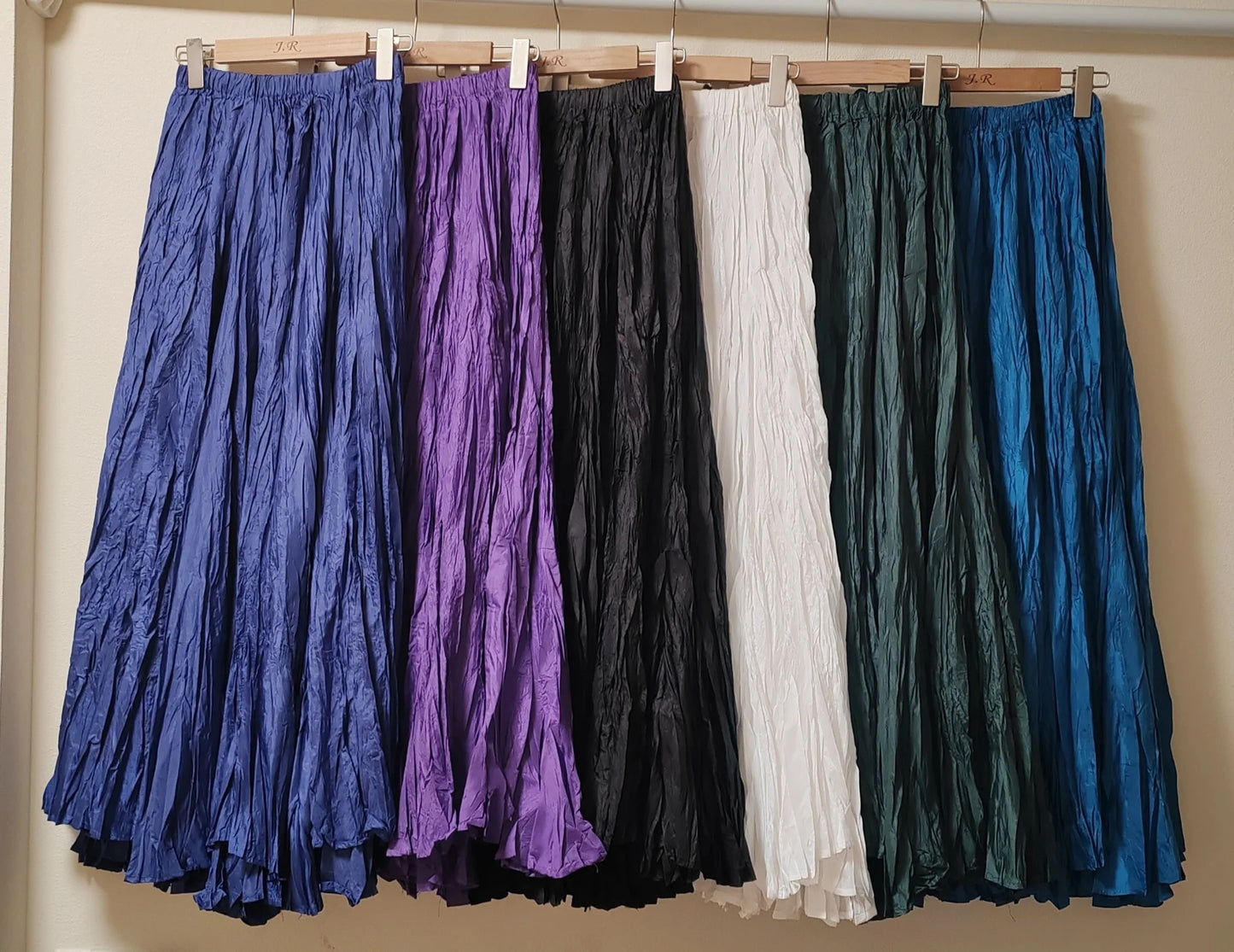 Casual Womens Solid A-Line Long Skirt Tulle High Waist Pleated Y2K Skirt Elegant Ladies Wild Dating Maxi Skirts Drop Streetwear