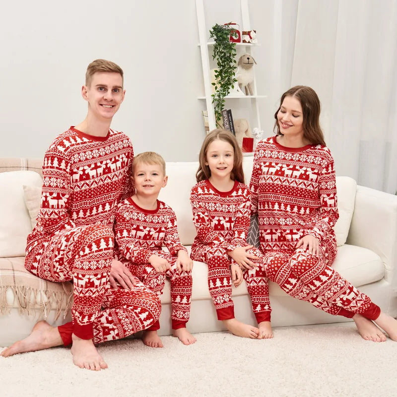 Family Christmas Pajamas 2024 Elk Print Matching Outfits Mother Daughter Look Pijama Children Pajama Set Winter Loungewear Pjs
