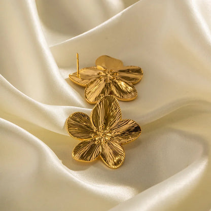 French Vintage Gold Color Flower Stud Earrings Fashion Alloy Earrings For Women Trendy Luxury Party Jewelry