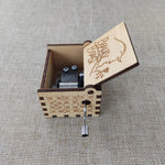1pc Birthday Music Box Wooden Antique Carved Hand Cranked Classic Theme Music for Christmas Gifts Family Decoration