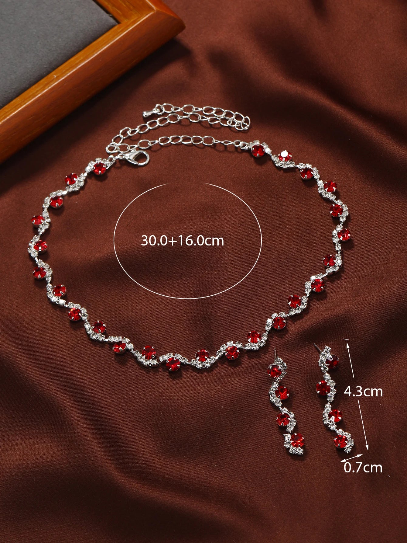 3 PCS Hot Selling Autumn and Winter Exquisite Colorful Rhinestone Necklace Earring Set Simple and Versatile Collar Chain Neckcha