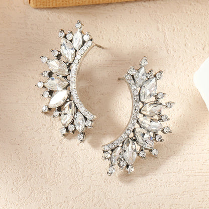 1 pair of vintage full diamond new alloy fan-shaped earrings