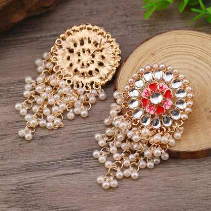 A pair of fashionable hanging earrings for women, creative exotic style, ethnic style, inlaid with rhinestones, imitation pearls