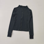 Black / M