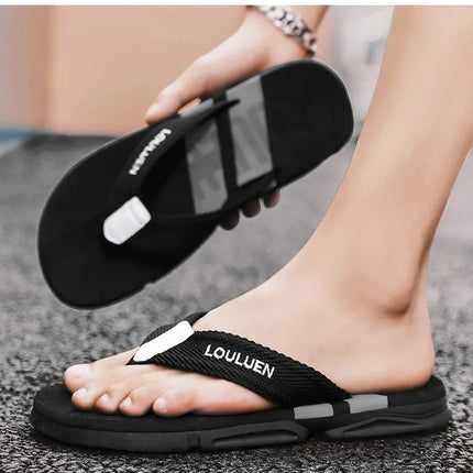 High Quality Fashion Men Flip Flops Summer Beach Flip Flops Men Casual Breathable Antiskid Beach Slippers Men Summer Outdoor