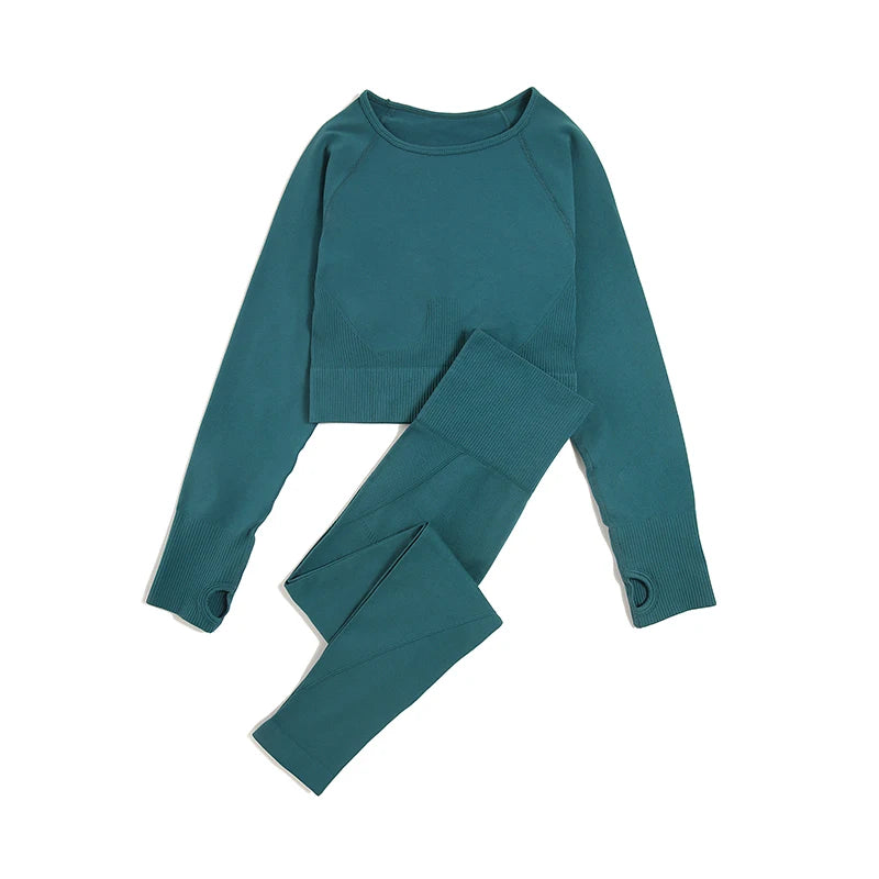 50141302686019|50141302718787|50141302784323