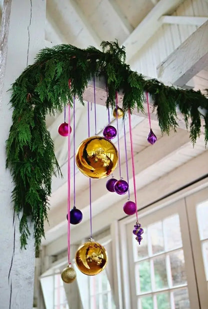Christmas decorations red Ball 15cm Decorative Ornaments Ideal For Shopping Malls And Hotels Christmas Colorful Ball Decorations