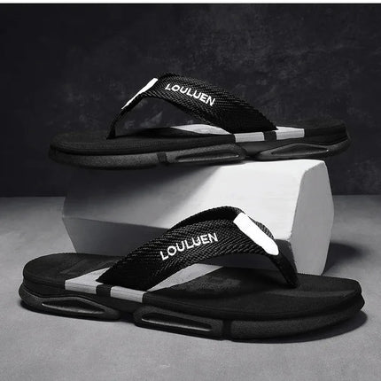 High Quality Fashion Men Flip Flops Summer Beach Flip Flops Men Casual Breathable Antiskid Beach Slippers Men Summer Outdoor